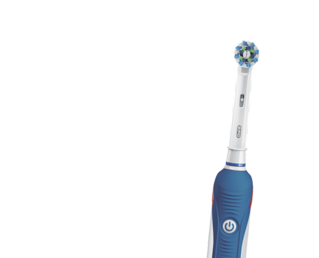 Oral-B Pro 2 2000 electric toothbrush slightly tilted to the side