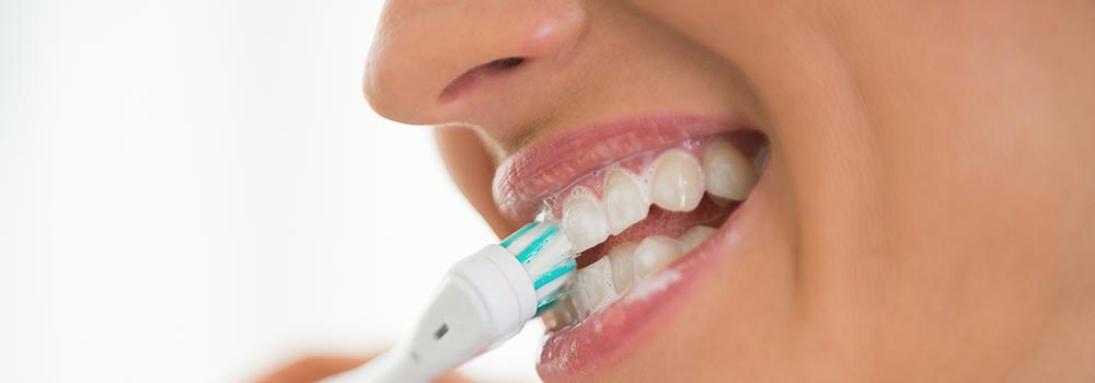 Do Electric Toothbrushes Damage Teeth? 1