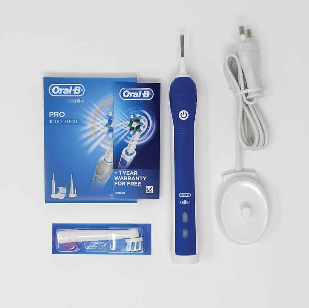 Oral-B Pro 2 2000 / 2900 Review 1