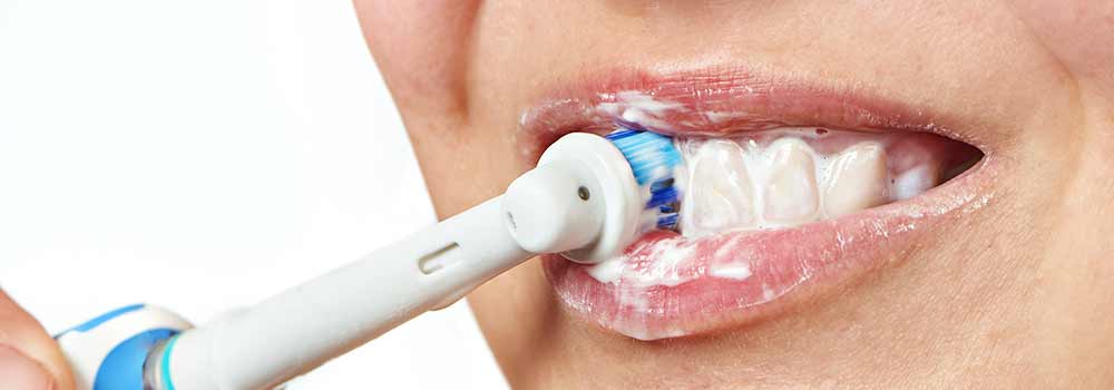 Do Electric Toothbrushes Whiten Teeth? 4