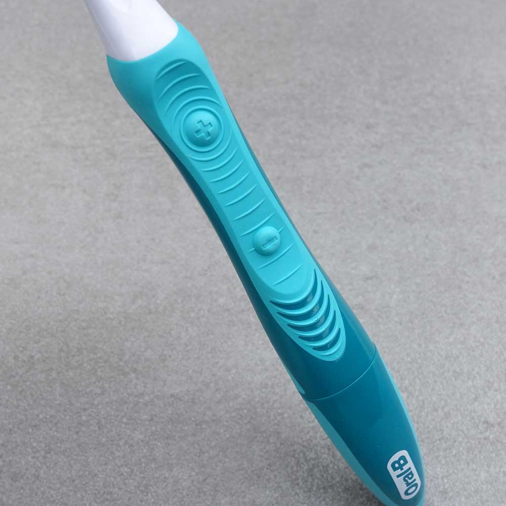 Best Battery Toothbrush 2022 13
