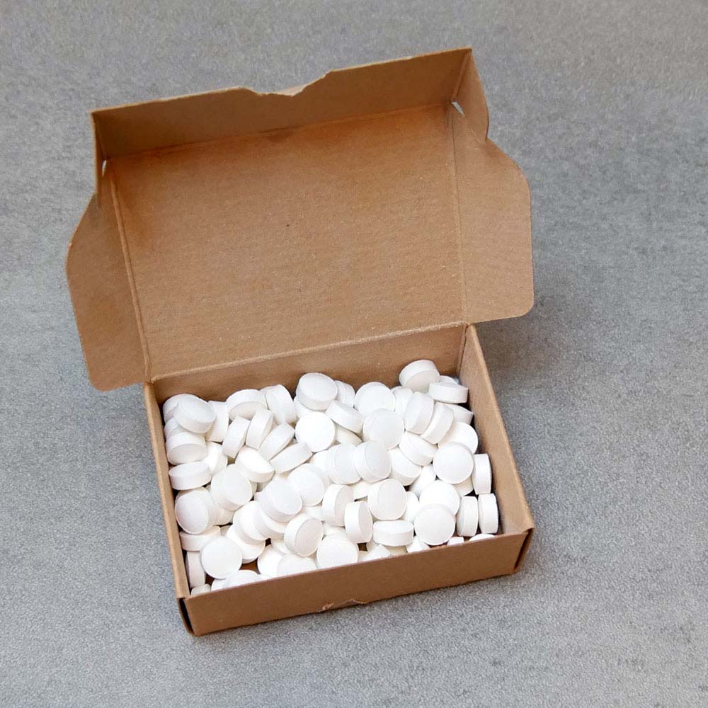 Toothpaste tablets in a box