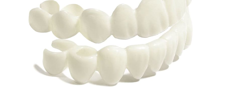 Snap On Veneers: Not The Best Way To Replace Missing Teeth 3