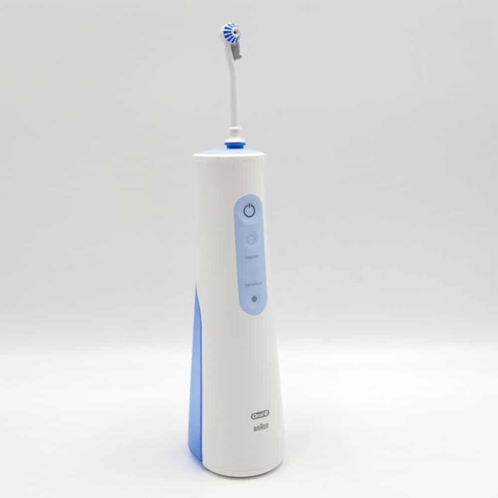 Aquacare 4 from Oral-B front view at angle