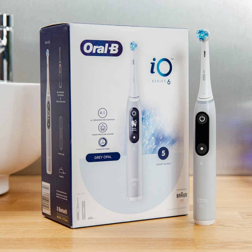 Oral-B iO 6 Box