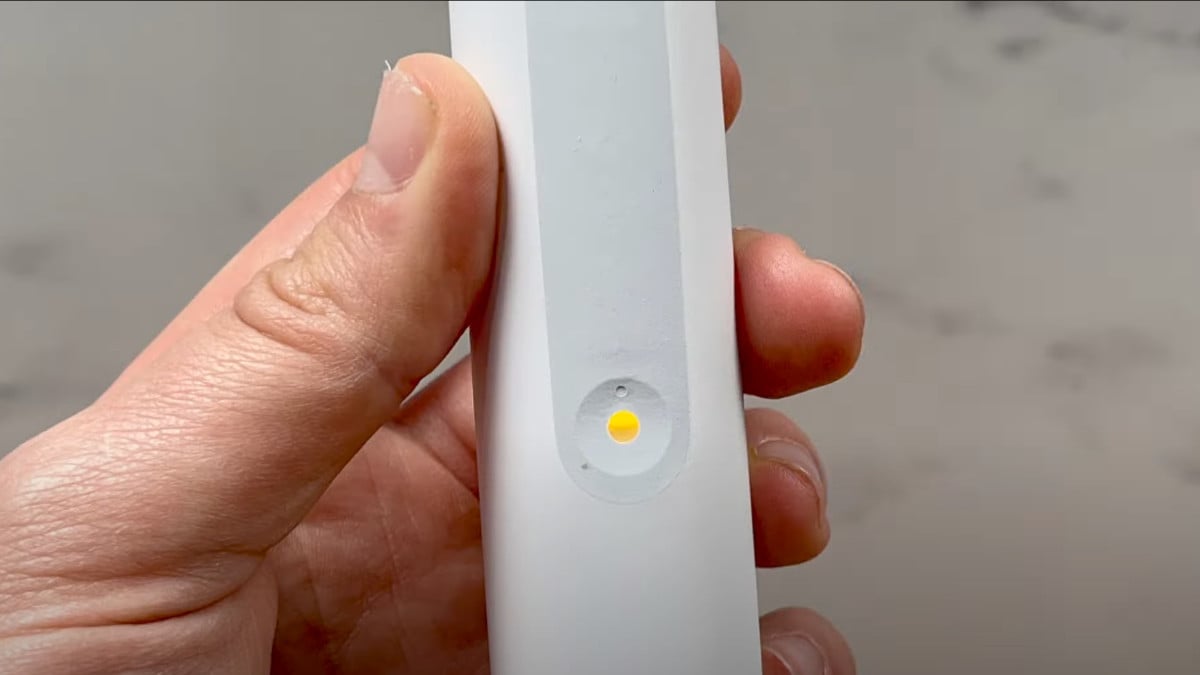 Oral-B iO3 brush head replacement reminder