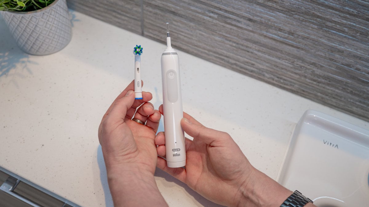 Oral-B Pro 3 with brush head detached