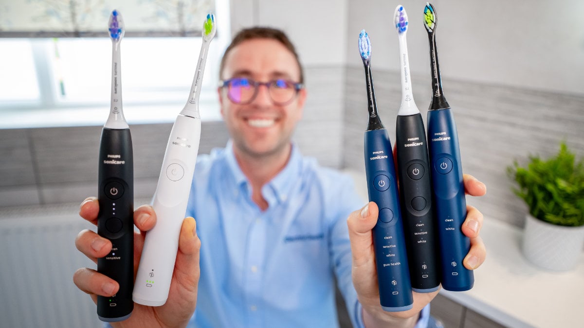 Jon holding Sonicare Series 5300 5500 6100 6500 7100