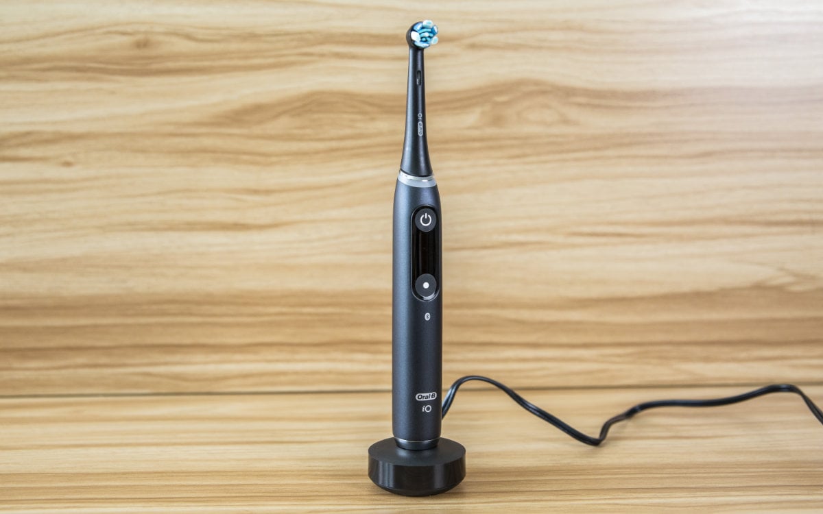 Oral-B iO9 on charging stand