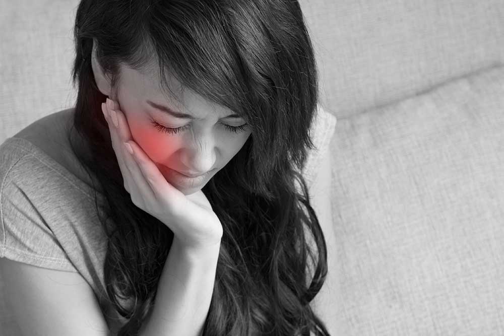 Wisdom Tooth Pain: Symptoms, Removal Procedure & FAQ 9
