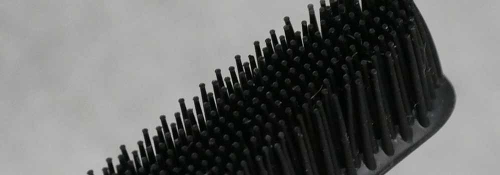Close up image of the Boie rubber bristled toothbrush