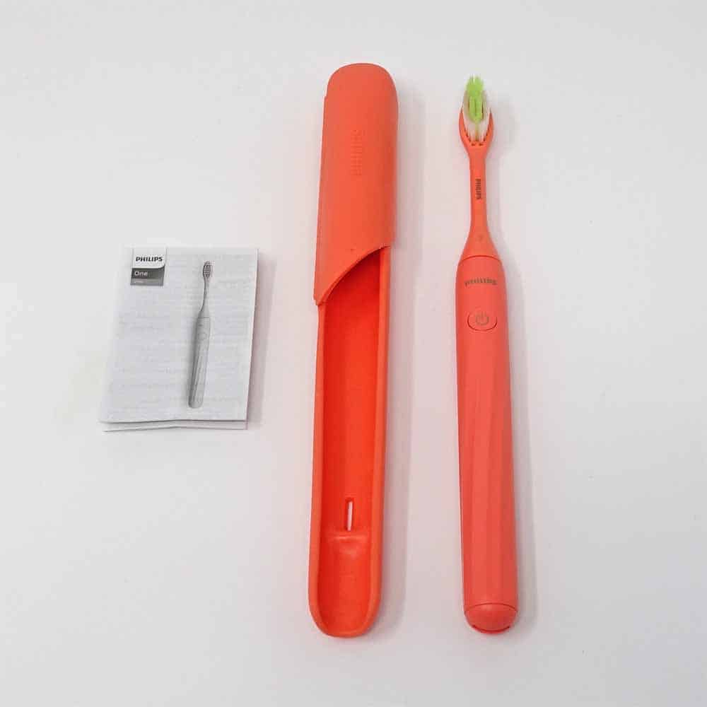 Philips One by Sonicare box contents