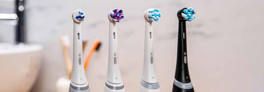 Oral-B iO electric toothbrush black onyx
